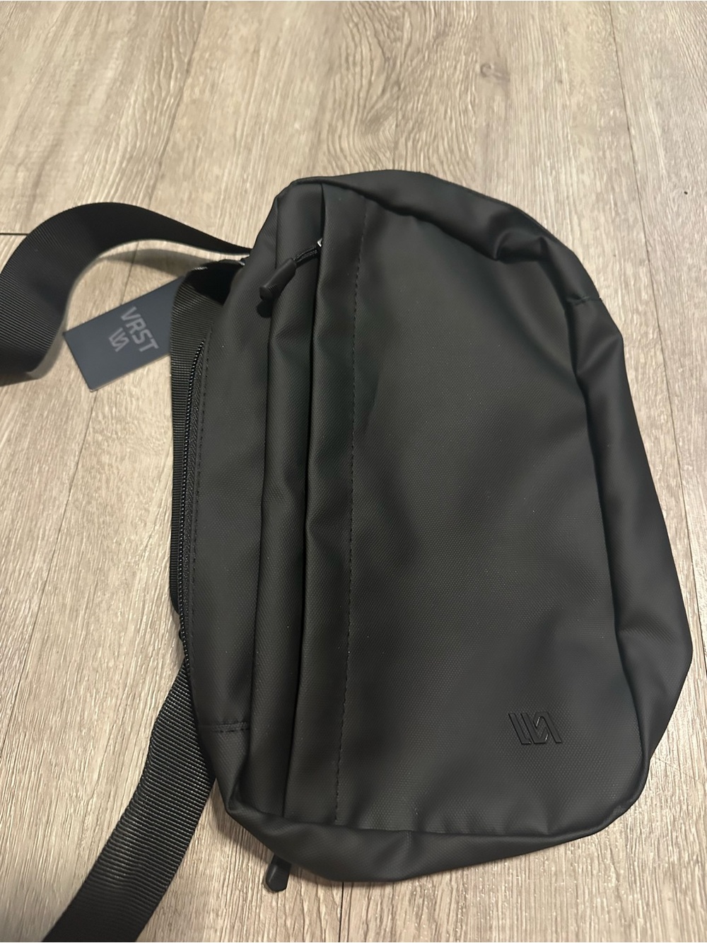 NWT Men’s VRST Black Transit Sling Bag Carry Travel Bag